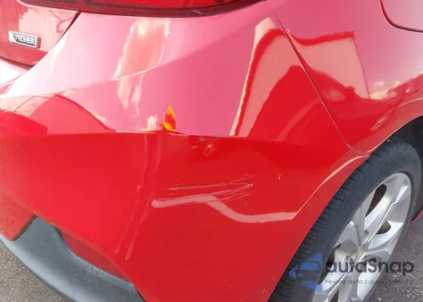 2018 Chevrolet Cruze Premier Auto z USA, uszkodzony, nr VIN 3G1BF6SM0JS564471